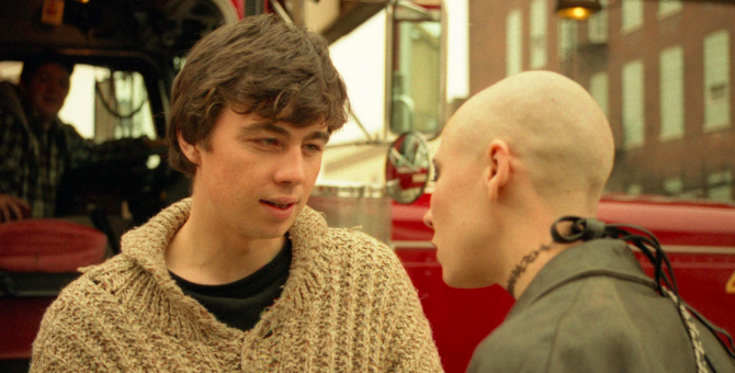 Первый канал заменил титры «Брата-2» кадрами с протестов в США