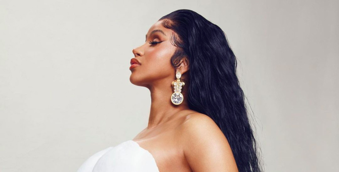 Cardi B объявила о беременности на церемонии BET Awards