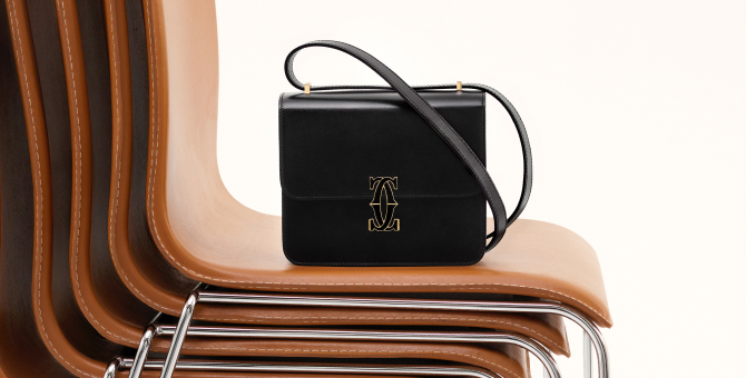 Cartier представил новую коллекцию сумок Double C