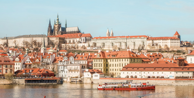 Власти Чехии уберут Россию из списка стран с экстремальным риском заражения COVID-19
