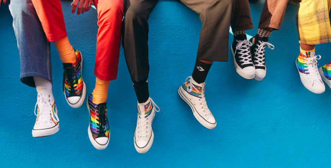 Converse выпустил коллекцию в поддержку ЛГБТК+