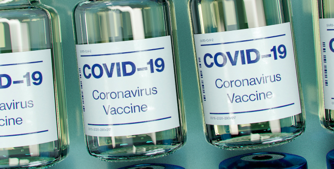 Роспотребнадзор рекомендовал не принимать препараты от аллергии перед вакцинацией от COVID-19