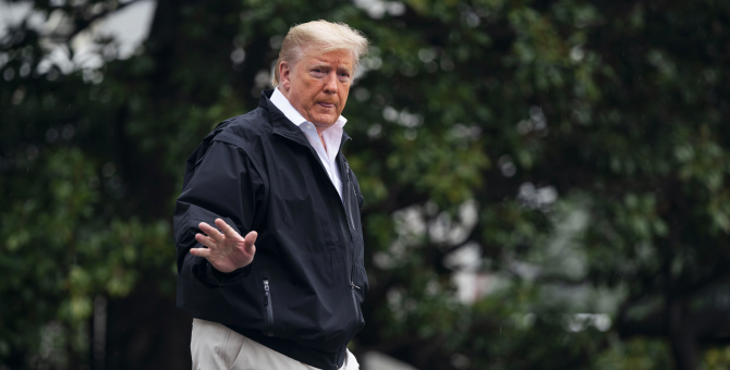 Нил Янг подал в суд на штаб Дональда Трампа за использование его песен на встречах с избирателями