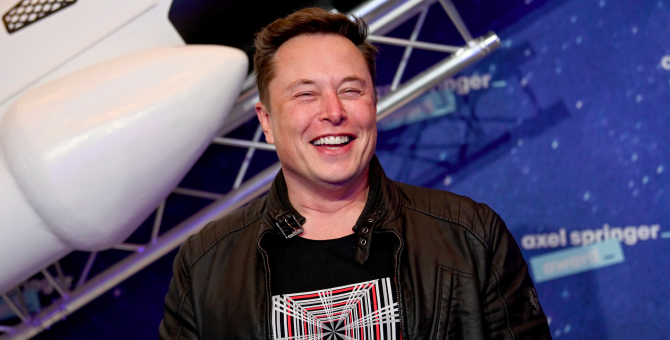 SpaceX запустит к Луне спутник, посвященный криптовалюте Dogecoin