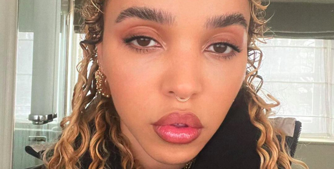 FKA Twigs выступила против криминализации секс-индустрии в Великобритании