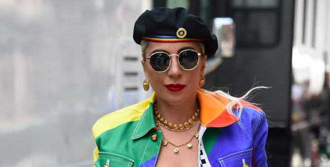 Леди Гага помогает ВОЗ в борьбе с коронавирусом