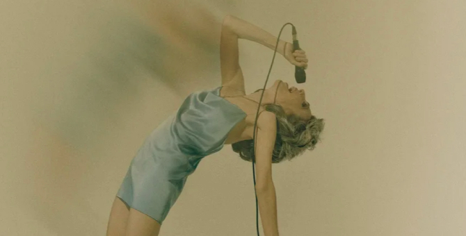 Галина Смирнская снялась в образе вокалистки Blondie Дебби Харри