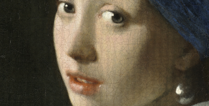 Галерея Маурицхейс представила детальное изображение «Девушки с жемчужной сережкой» Вермеера