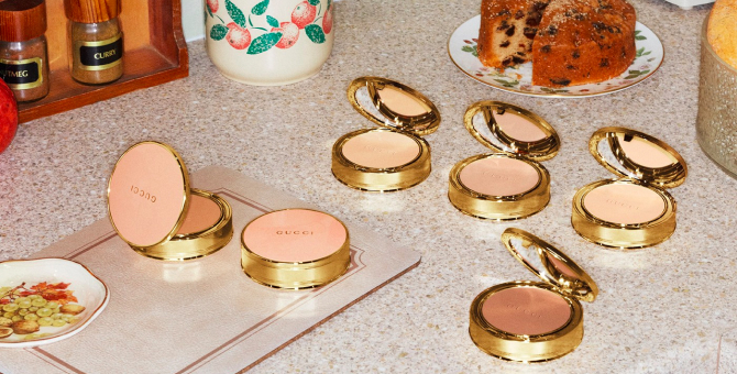 Gucci выпустил новые карандаши для бровей и пудру для лица