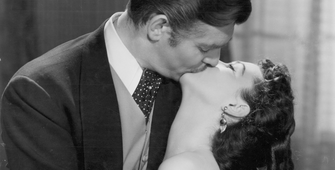 Для профилактики коронавируса на Тайване из фильмов и сериалов вырезают поцелуи