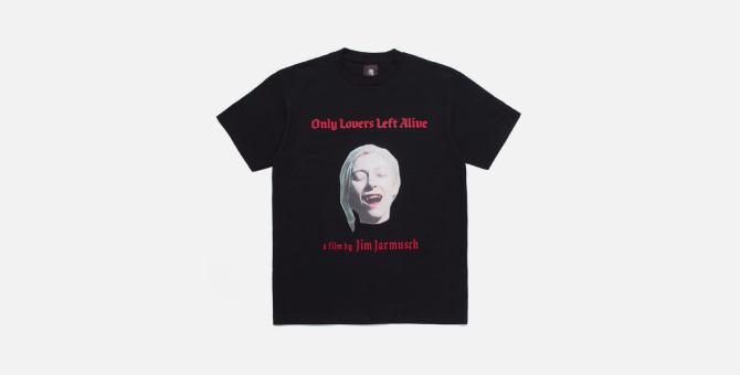 Джим Джармуш и бренд Wacko Maria выпустили капсулу с кадром из «Выживут только любовники»