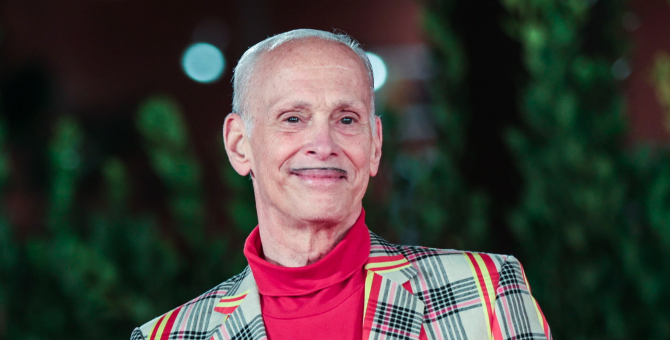 Режиссер «Лака для волос» Джон Уотерс снимется в четвертом сезоне «Удивительной миссис Мейзел»