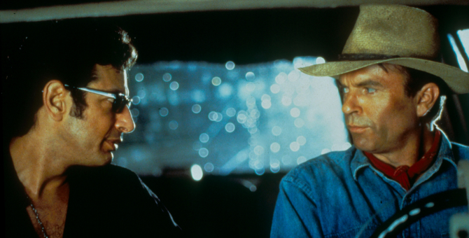 Джефф Голдблюм и Сэм Нил спели дуэтом