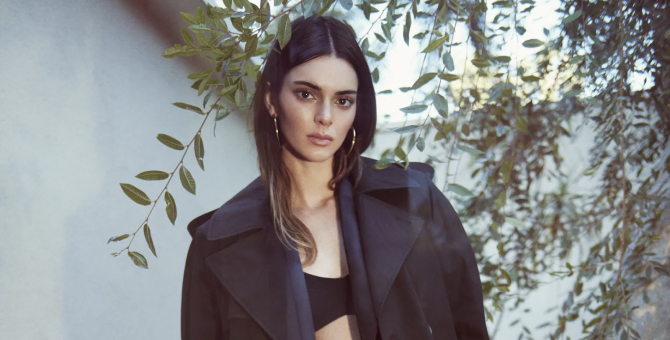 Кендалл Дженнер стала креативным директором онлайн-ритейлера FWRD