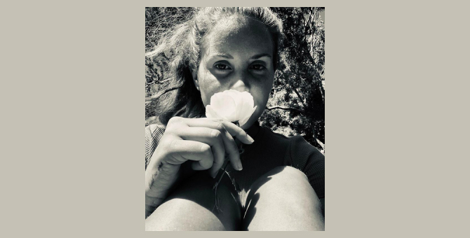 Лана Дель Рей выложила аудиозапись своего стихотворения