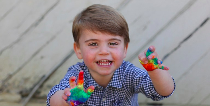 Кейт Миддлтон показала новые снимки принца Луи в честь его дня рождения