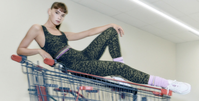 Maje выпустил спортивную капсулу в стиле 1980-х годов