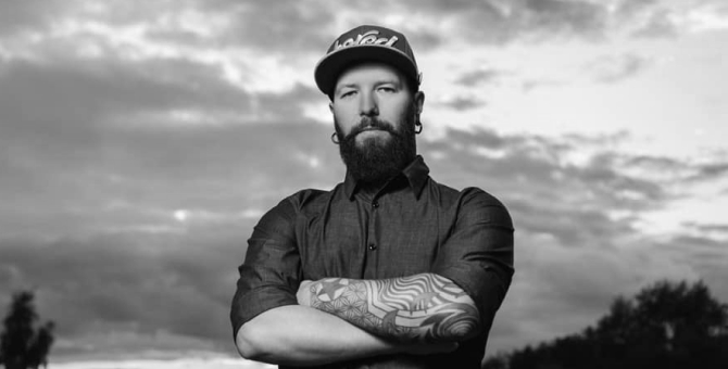 Умер бывший гитарист группы «Тату» Максим Галстьян