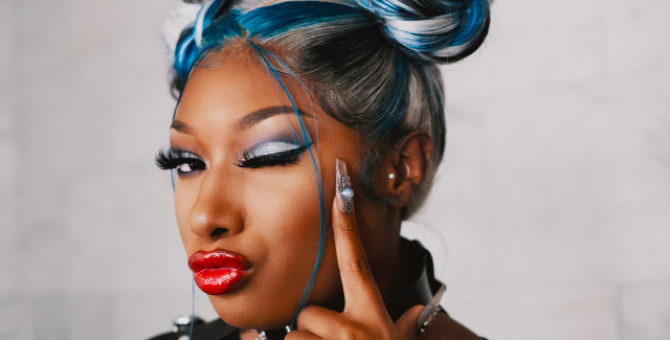 Рэперша Megan Thee Stallion стала амбассадором Revlon