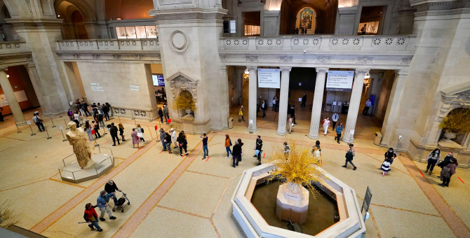 Метрополитен-музей выпустит сериал о своем 150-летии и работе во время пандемии