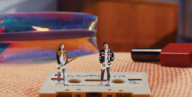 Группа Metronomy выпустила видео на первую за три года песню «Lately»