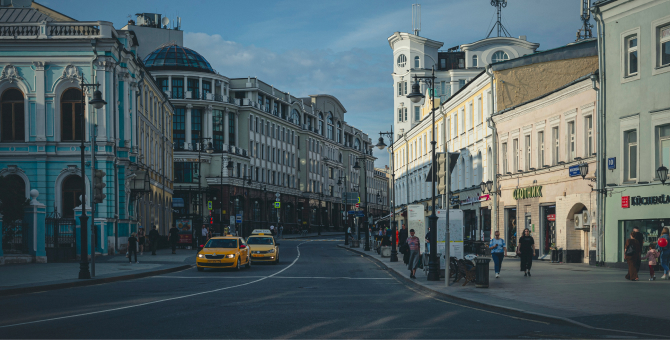 С 19 июля кафе и рестораны в Москве можно будет посещать без QR-кодов