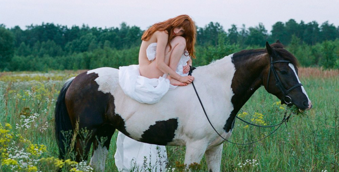 Муся Тотибадзе выпустила новый альбом «Молодость»