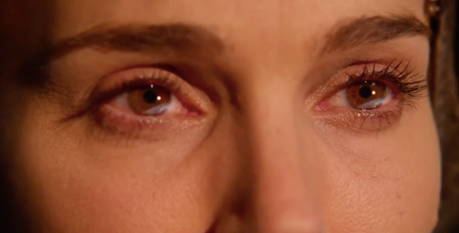 Натали Портман играет женщину-астронавта в трейлере фильма «Бледная синяя точка»