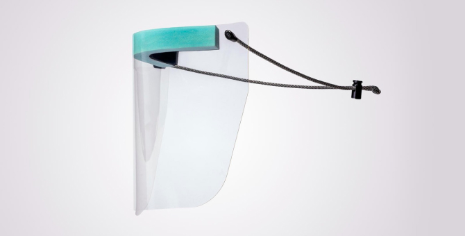 Nike сделал защитные экраны из материалов для кроссовок