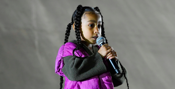 Норт Уэст выступила на показе Yeezy в Париже