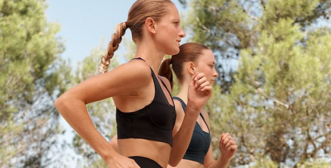 Oysho представил новую коллекцию одежды для бега