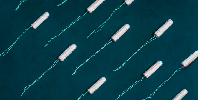 Шотландия первой в мире начнет бесплатно предоставлять тампоны и прокладки гражданам