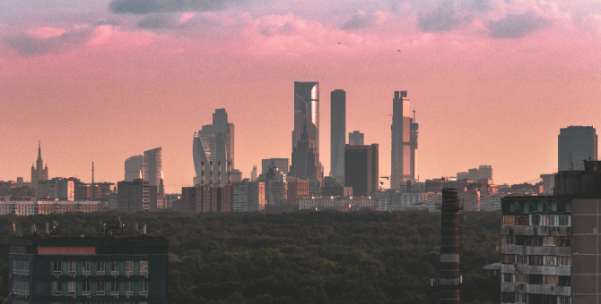 Власти Москвы выдали гражданам 2,5 миллиона QR-кодов для посещения ресторанов и кафе