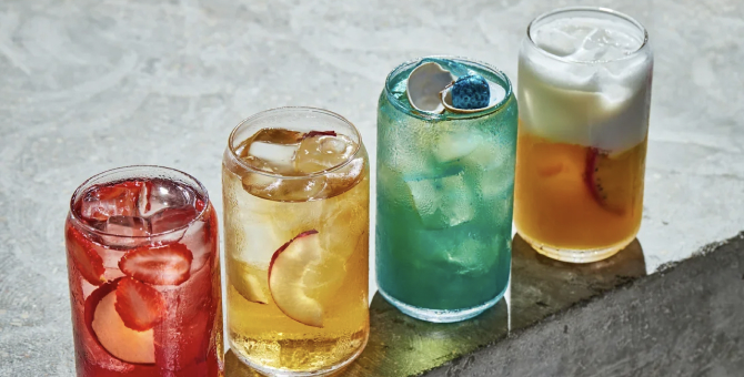 Теперь в «Вермутерии Re» можно попробовать лимонады от Reebok