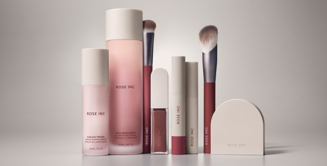 Рози Хантингтон-Уайтли запустила собственный бьюти-бренд Rose Inc.