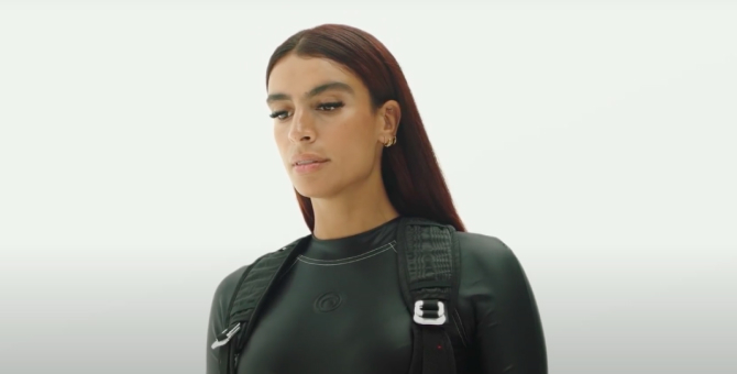 Sevdaliza снялась в видео о новой коллекции Marine Serre