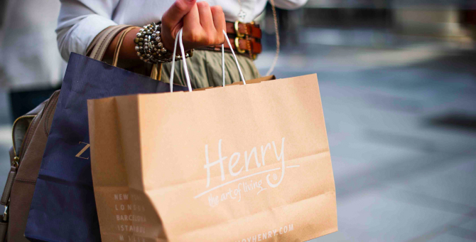 Эксперты считают, что после карантина в Москве могут закрыться до половины магазинов одежды