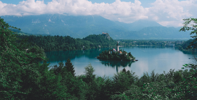 Словения объявила об окончании эпидемии COVID-19 — первая в Европе