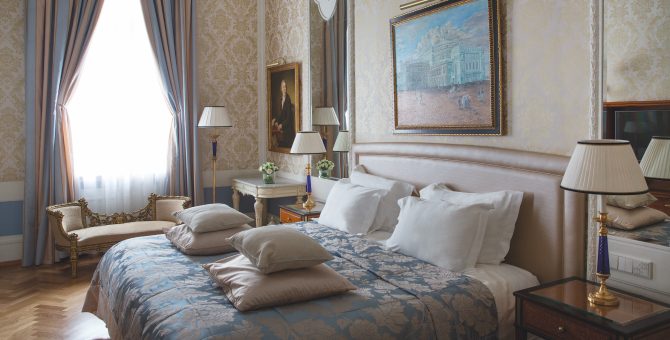 «Гранд Отель Европа» сделал гид по зимнему Санкт-Петербургу