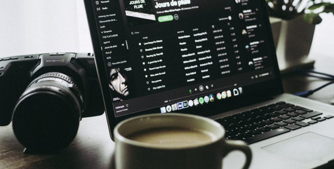 Российским пользователям Spotify стали доступны подкасты