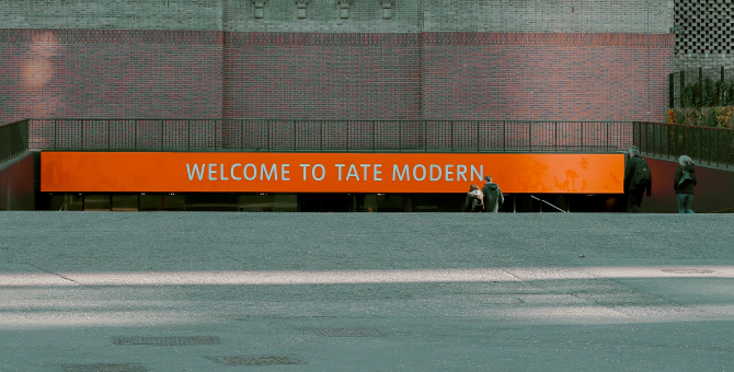 Uniqlo возобновляет сотрудничество с лондонской галереей Tate Modern