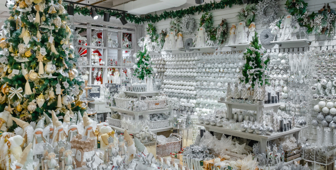 В ЦУМе открылся новогодний базар