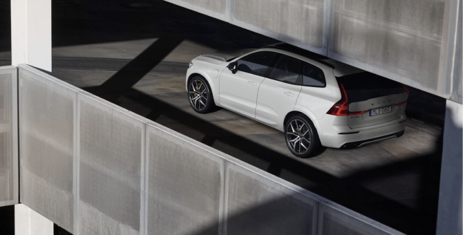 Volvo рассказала о преимуществах своих гибридных автомобилей