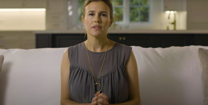 Правнучка основателя Gucci обвинила своего отчима в сексуальном насилии