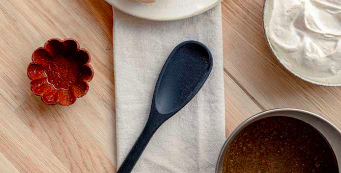 Zara Home выпустил коллаборацию с французским кондитером Седриком Гроле