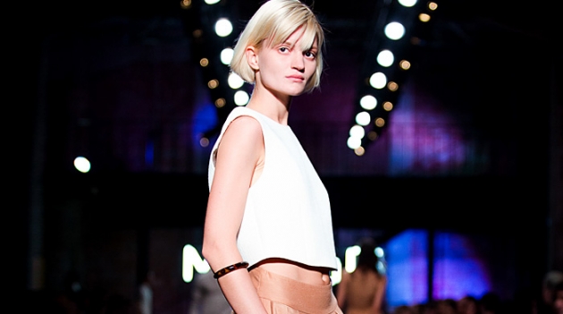 Показ Mango, весна-лето 2014