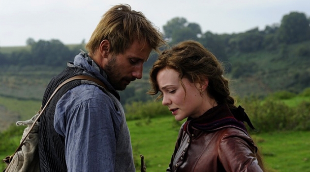 Кэри Маллиган вдали от безумной толпы