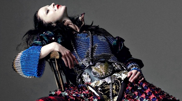 Мариякарла Босконо в съемке для весеннего Dazed