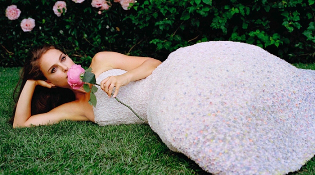 Выставка аромата Miss Dior пройдет в Париже