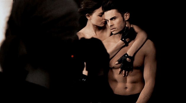 Тизер к рекламе новых парных ароматов Karl Lagerfeld